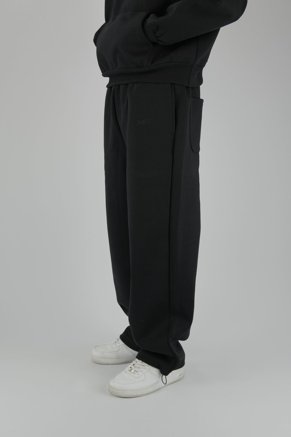 JOGGER OBSIDIAN BLACK